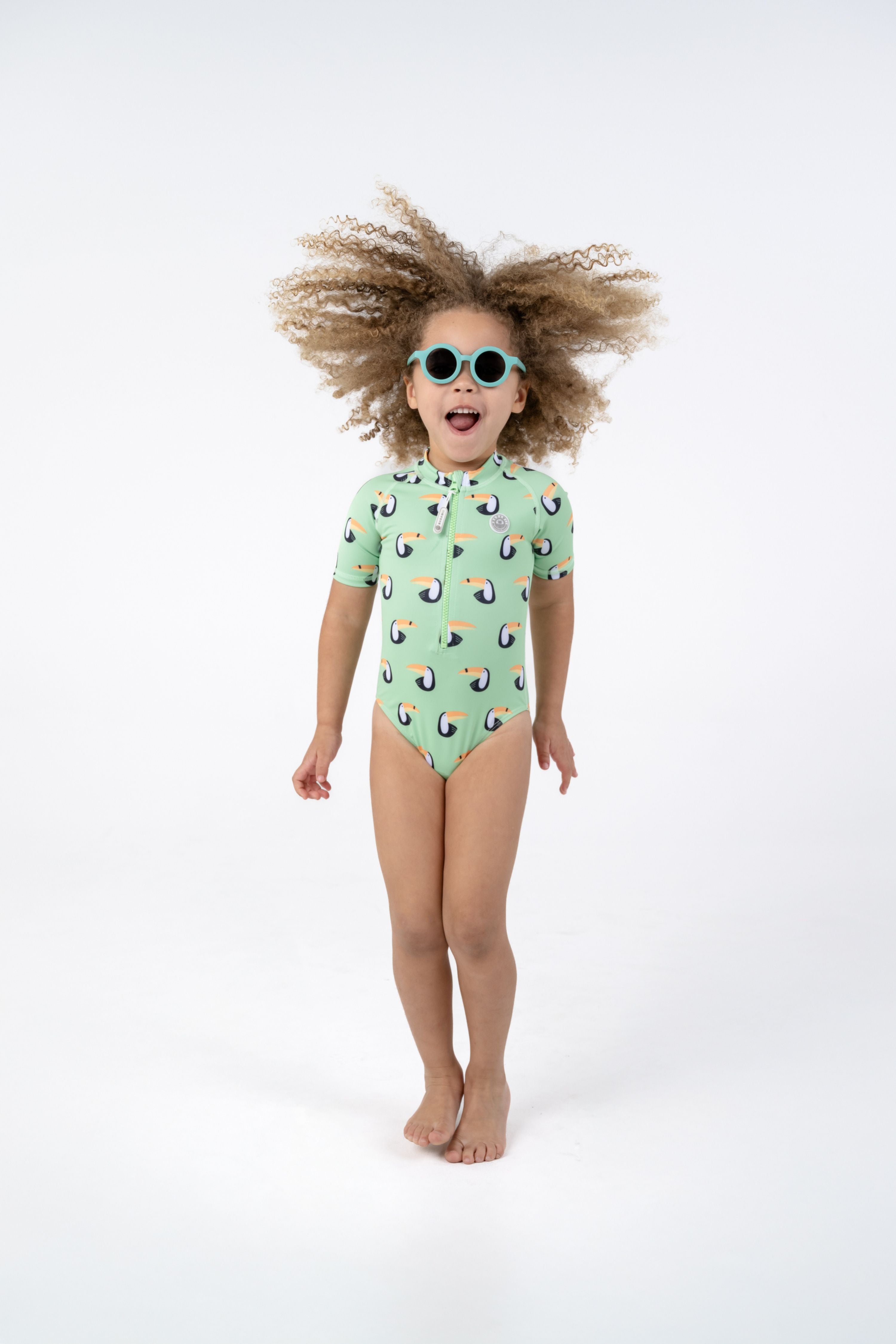 GIRL SWIMSUIT SHORT SLEEVE - Toucan Paradise