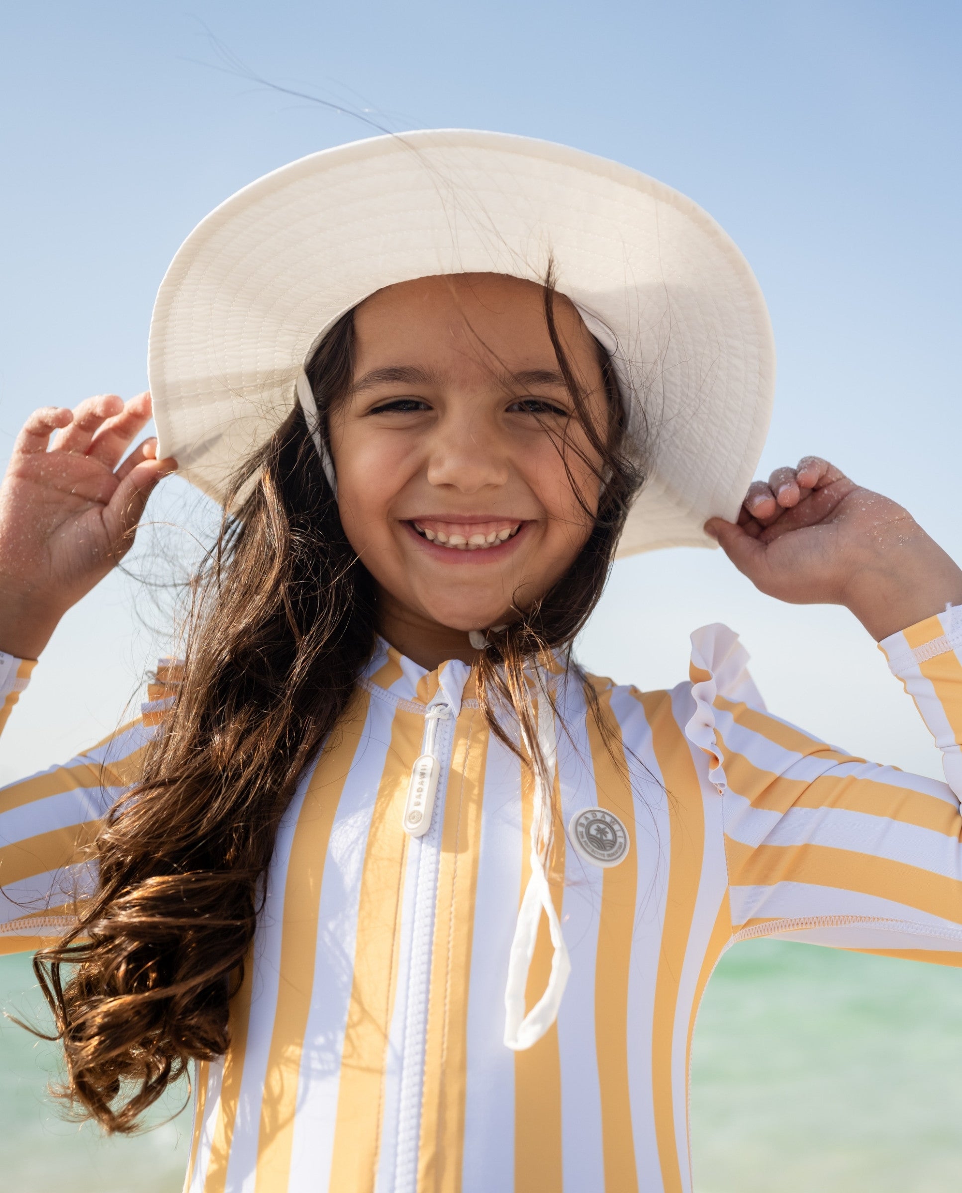 KIDS BEACH HAT - White