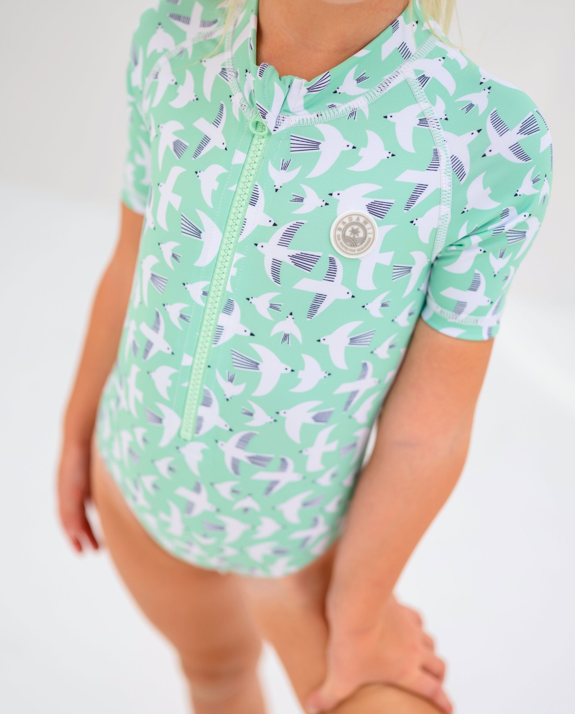 GIRL SWIMSUIT SHORT SLEEVE - Seagull Breeze