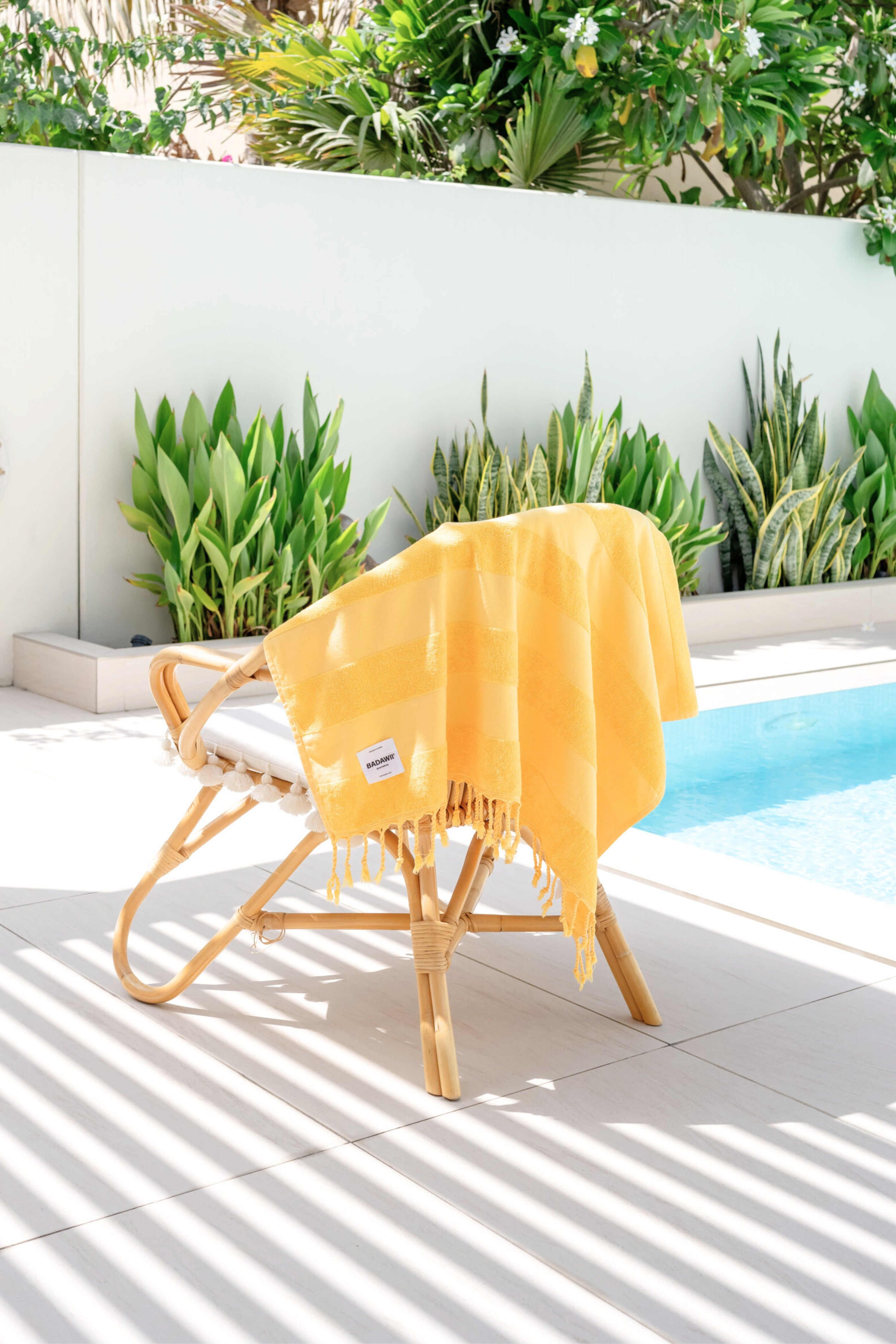 BEACH TOWEL - Yellow